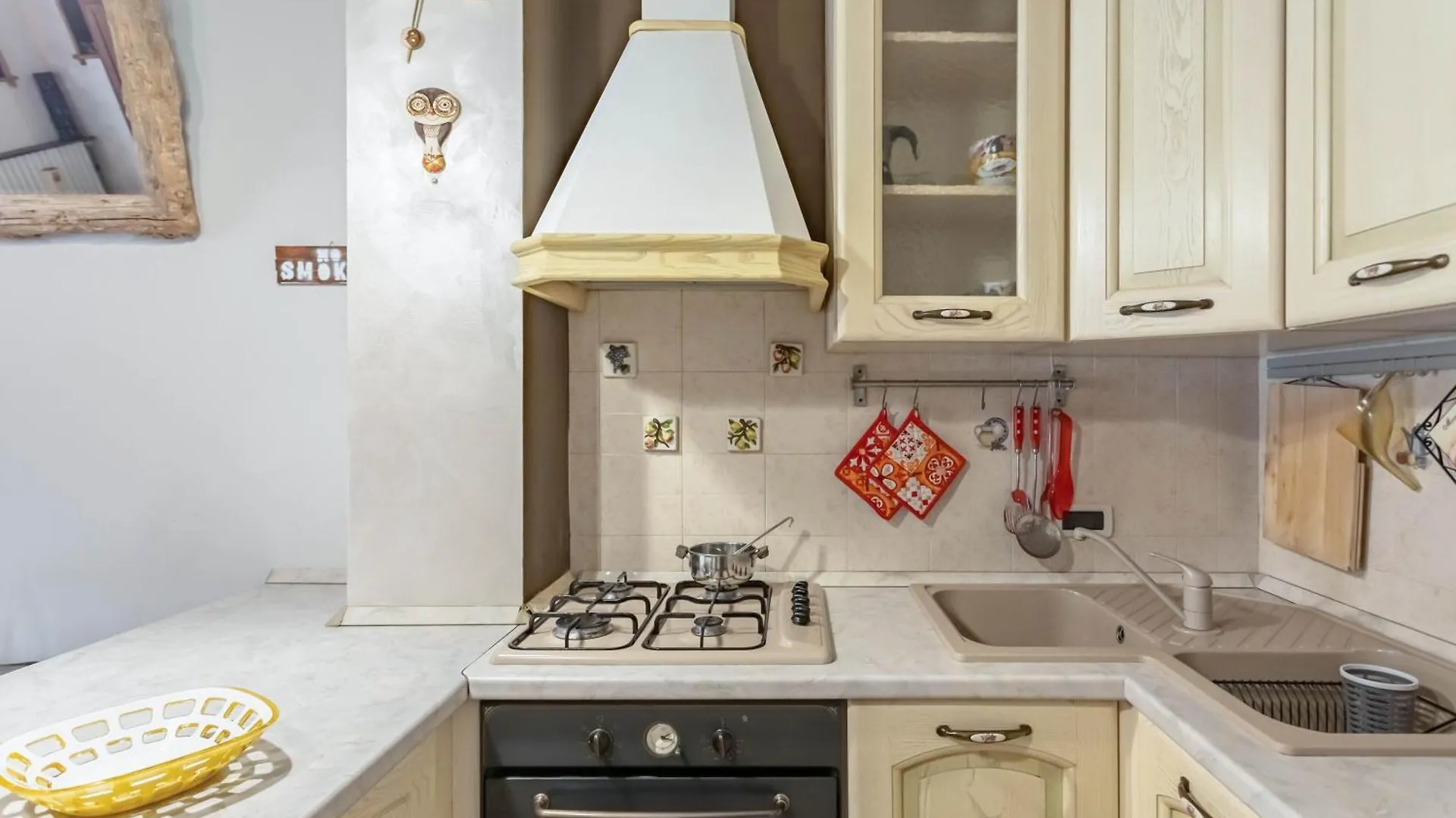 Lilly House - Travaco Siccomario - By Host4U Lejlighed San Martino Siccomario Italien